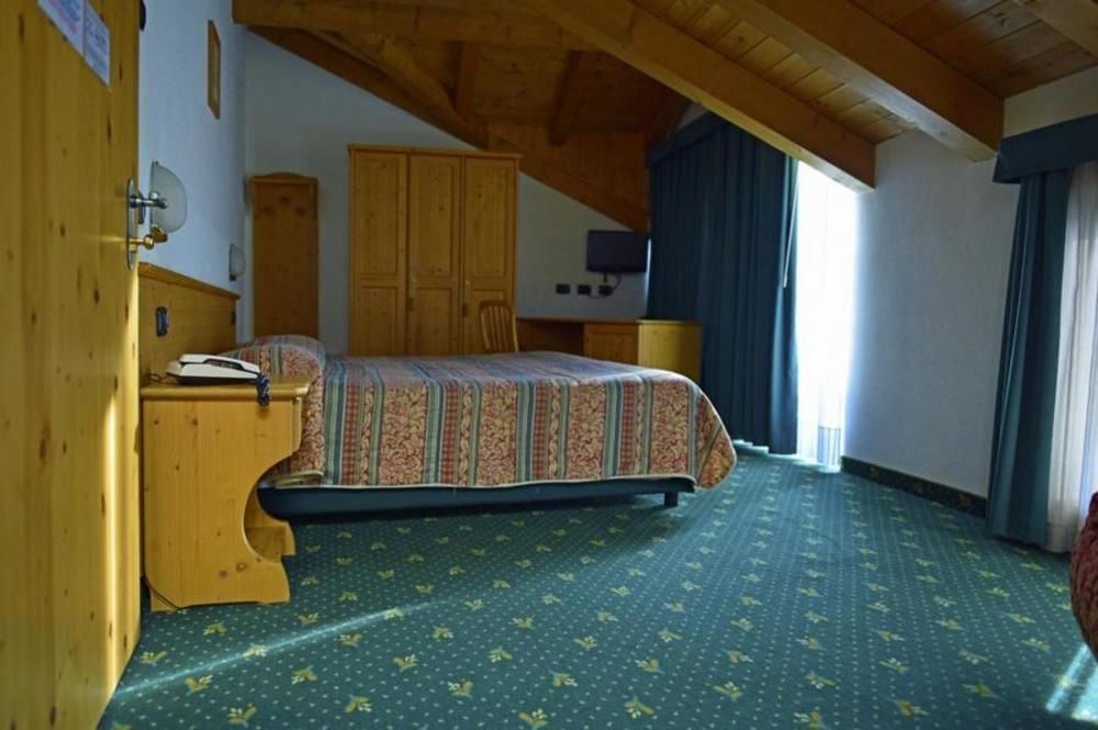 Alp Dolomiti Hotel